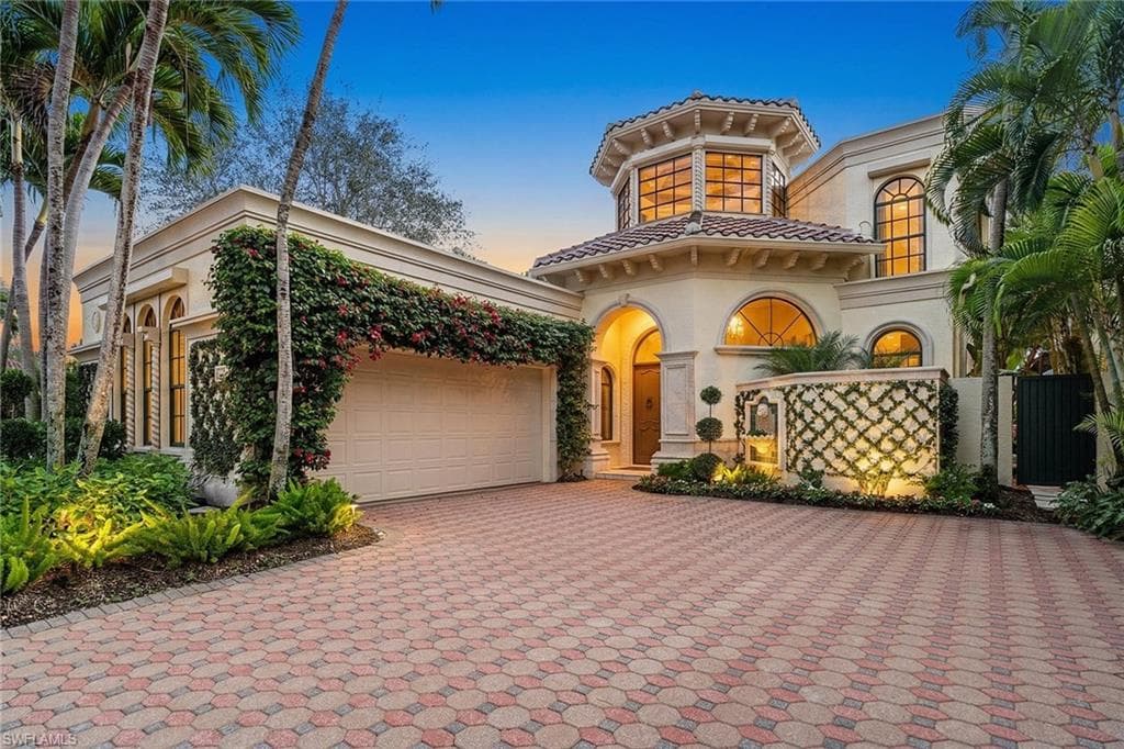 248 Point Salerno NAPLES, FL 34108