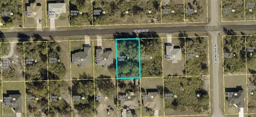 2707 48th ST W LEHIGH ACRES, FL 33971