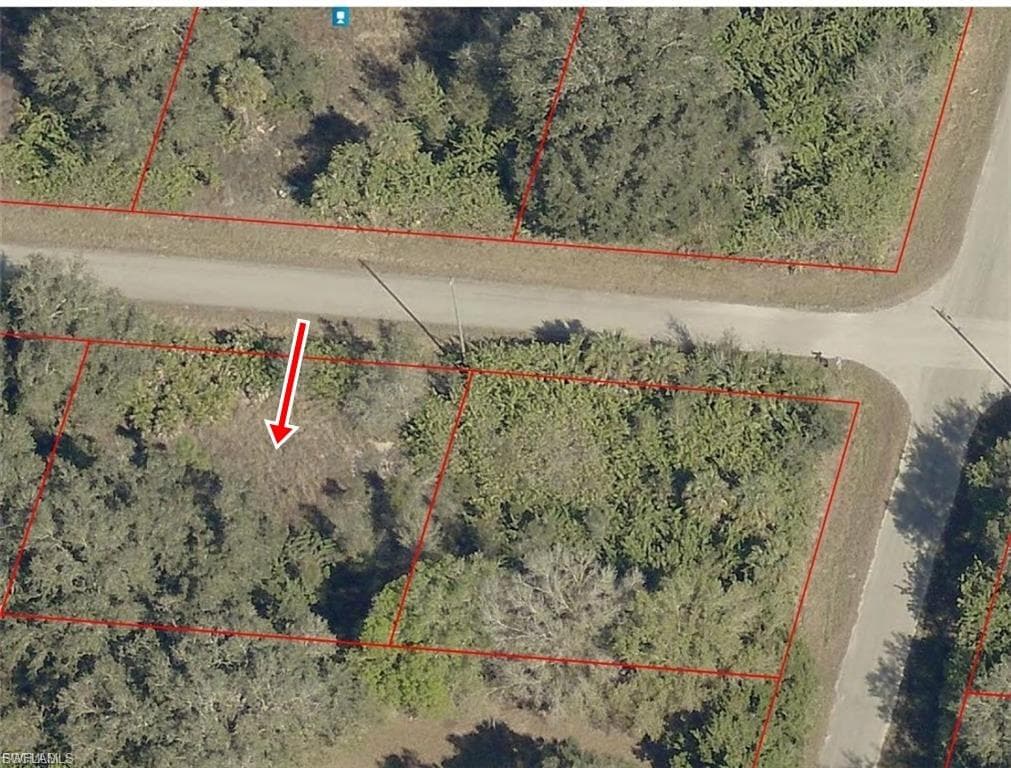 3004 E 19th ST LEHIGH ACRES, FL 33972