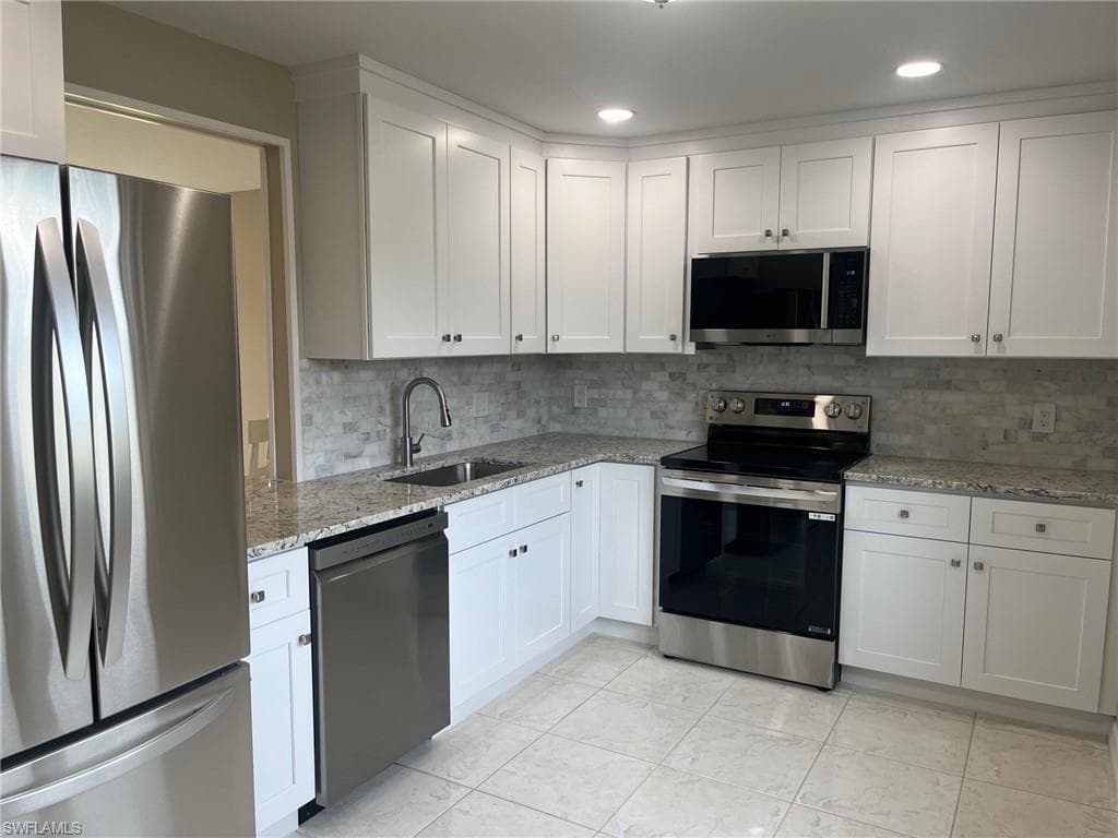 1740 Pine Valley DR 116 FORT MYERS, FL 33907