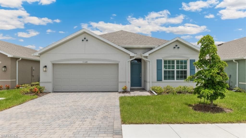 1321 9th ST CAPE CORAL, FL 33909