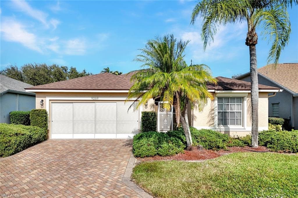 9269 COACHHOUSE LN ESTERO, FL 33928
