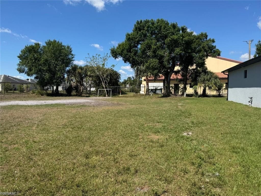 936 Zana DR FORT MYERS, FL 33905