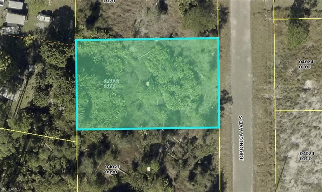 720 joponica AVE S LEHIGH ACRES, FL 33974