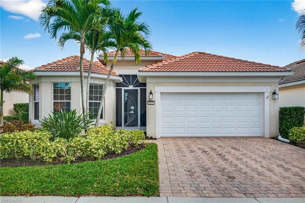 28513 Guinivere WAY BONITA SPRINGS, FL 34135