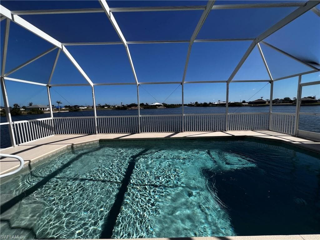 433 NW 24th TER CAPE CORAL, FL 33993
