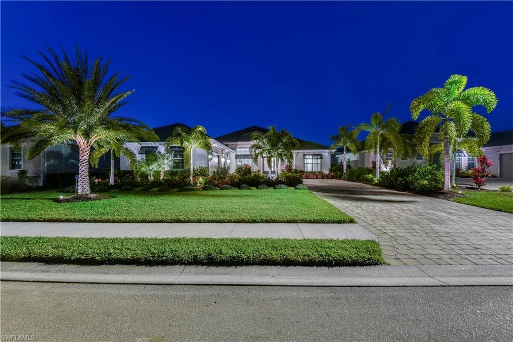 18942 Wildblue BLVD FORT MYERS, FL 33913