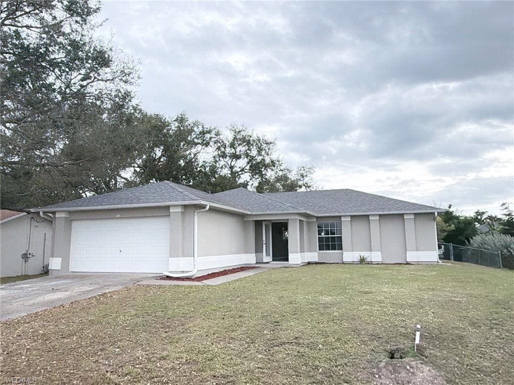 933 SW 7th AVE CAPE CORAL, FL 33991