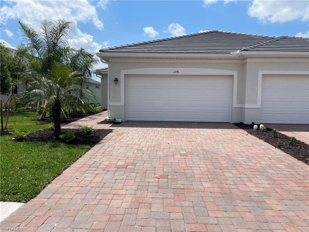 2176 Dragonfruit WAY NAPLES, FL 34120
