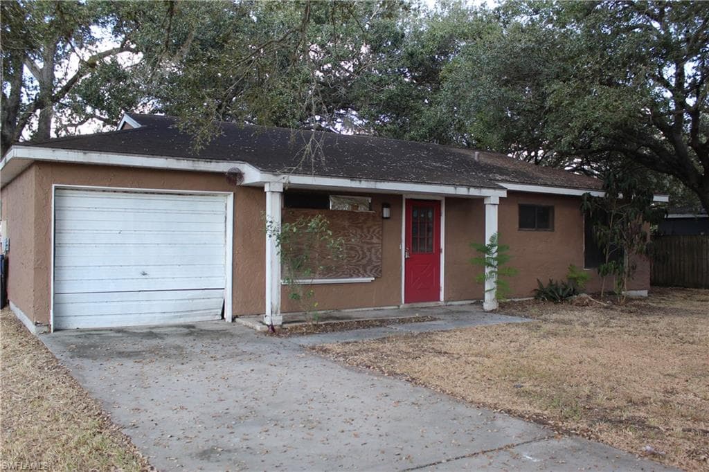 4033 W Palomar CIR LABELLE, FL 33935