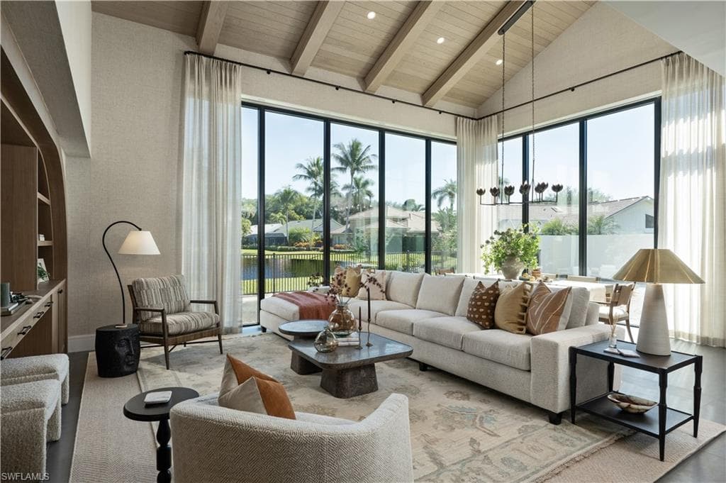 22 Las Brisas WAY 23 NAPLES, FL 34108