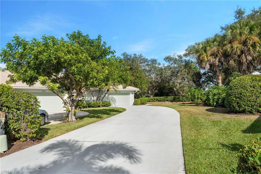 7077 Lone Oak BLVD NAPLES, FL 34109