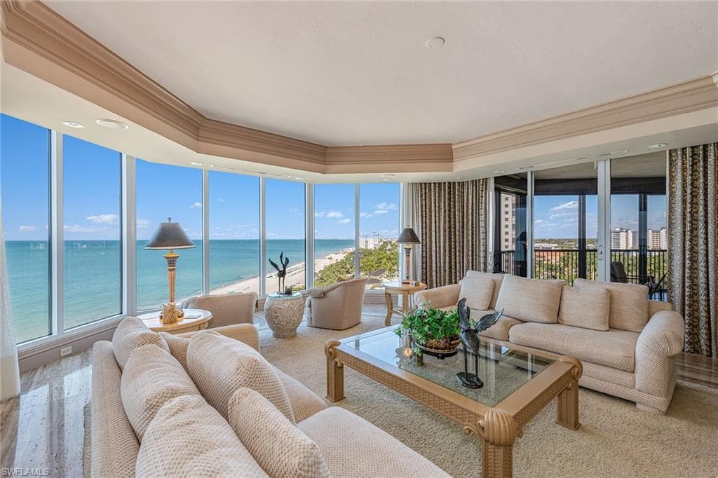8477 Bay Colony DR 902 NAPLES, FL 34108