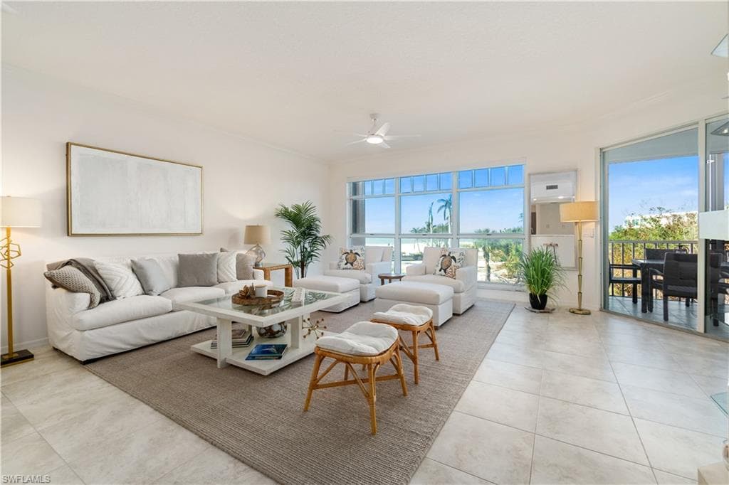 260 Barefoot Beach BLVD 202 BONITA SPRINGS, FL 34134