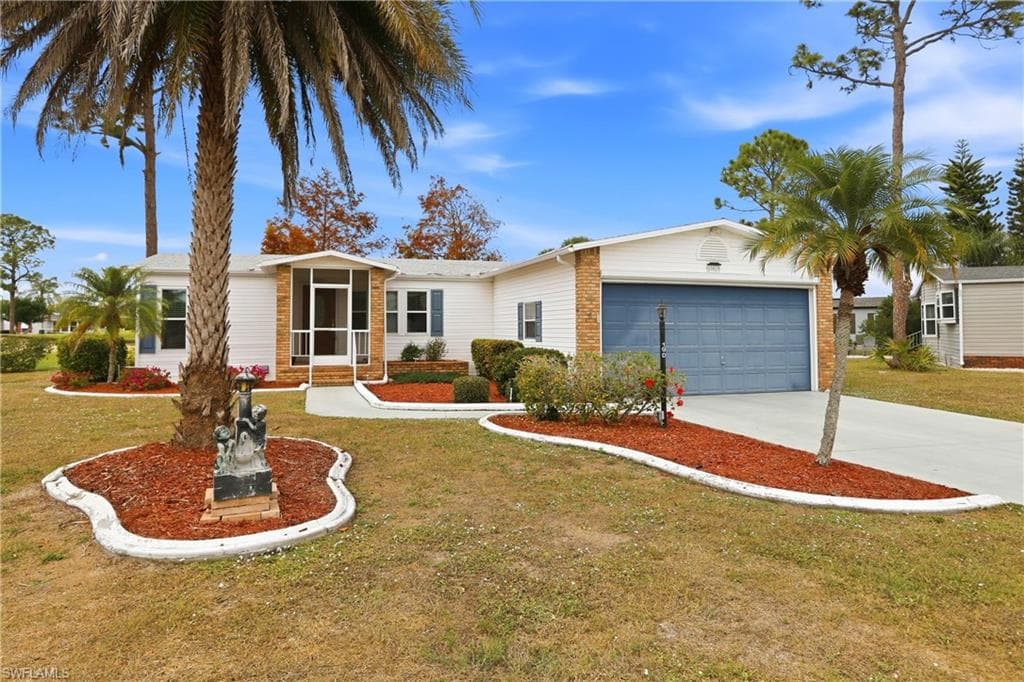 19825 Eagle Trace CT NORTH FORT MYERS, FL 33903