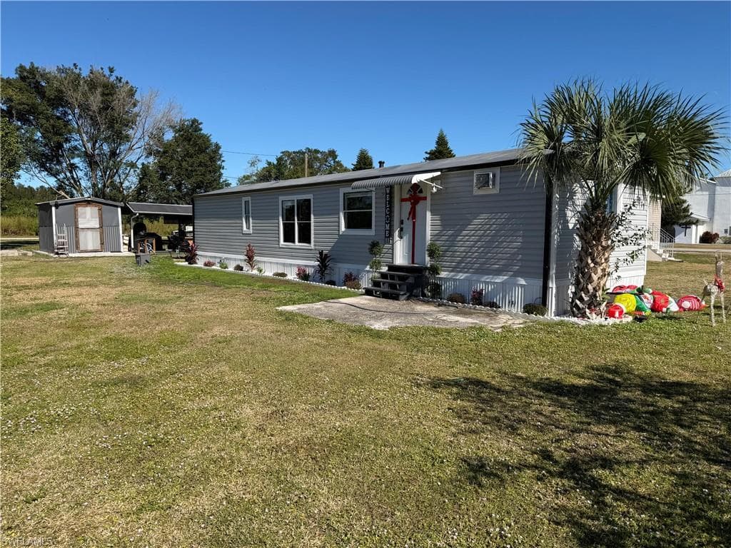 1011 Della Tobias AVE CLEWISTON, FL 33440