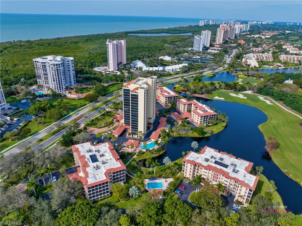 6040 Pelican Bay BLVD D-105 NAPLES, FL 34108
