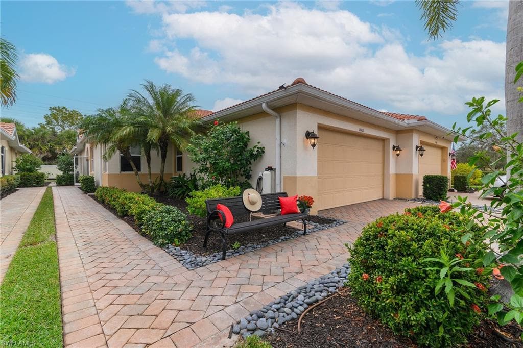 13418 Kent ST NAPLES, FL 34109