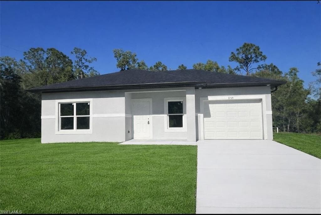 3205 E 11th ST LEHIGH ACRES, FL 33972