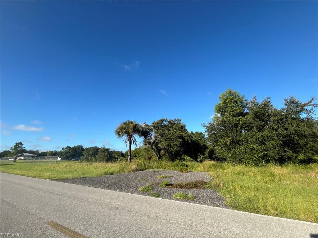 330 S Cabbage Palm ST CLEWISTON, FL 33440