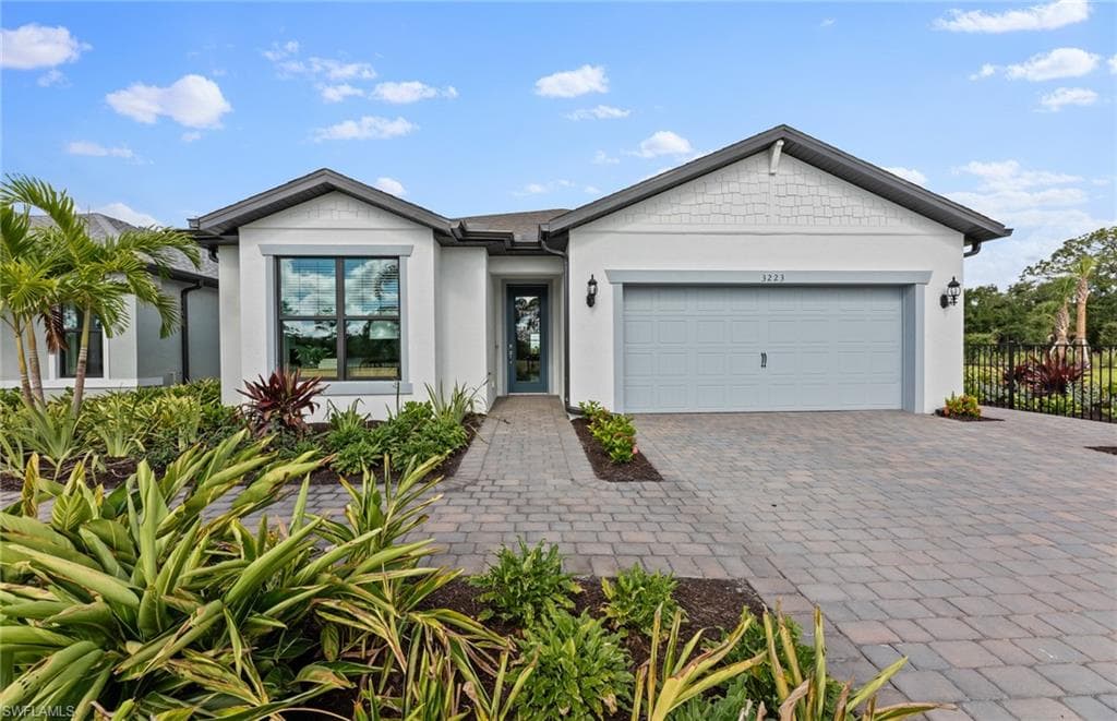 44619 Emerald ST PUNTA GORDA, FL 33982