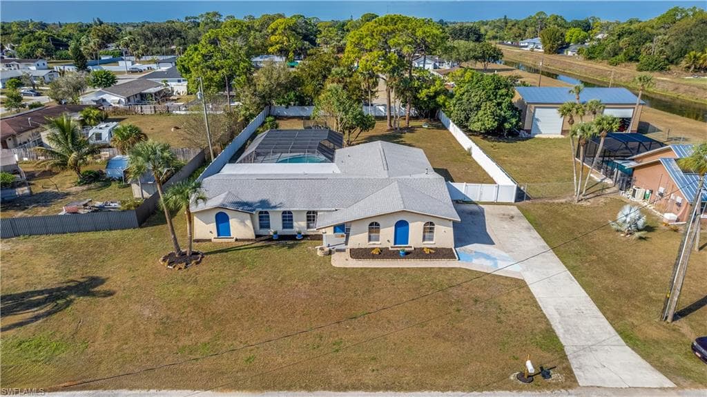 117 Lake AVE LEHIGH ACRES, FL 33936
