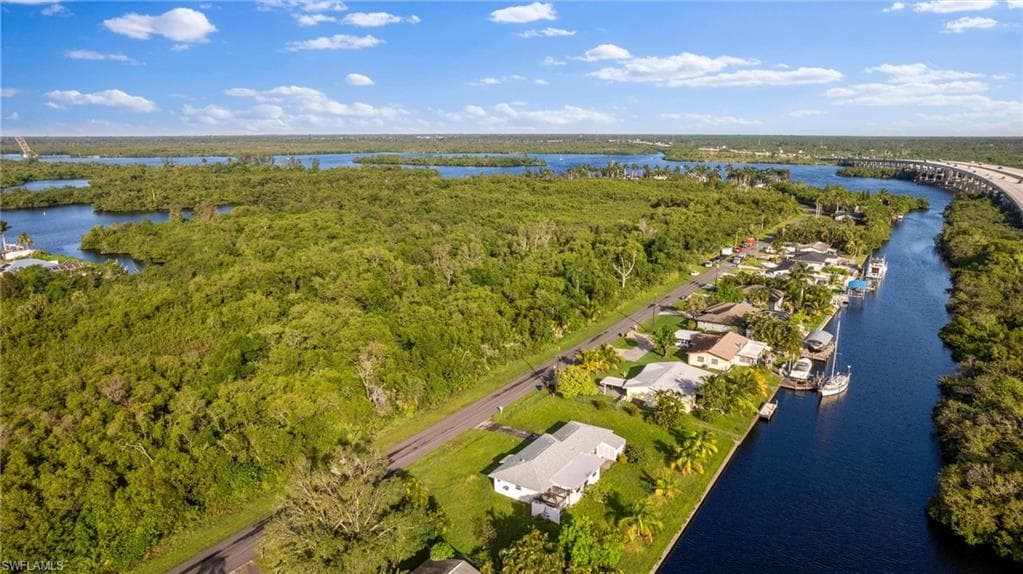 0 Schneider DR FORT MYERS, FL 33905