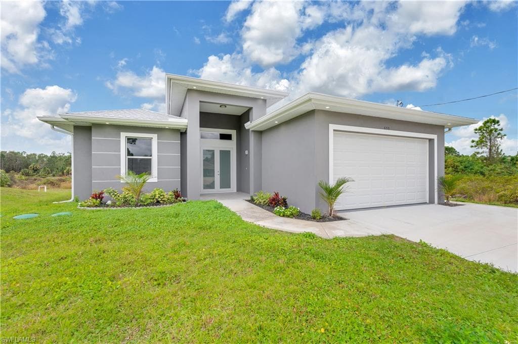 650 Kraft ST LEHIGH ACRES, FL 33974