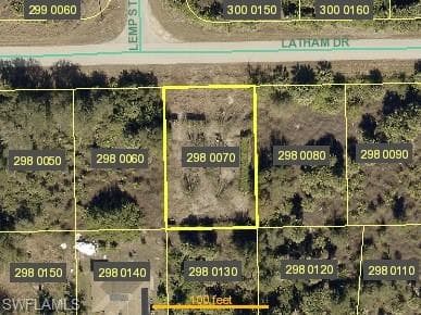 1975 Latham DR LEHIGH ACRES, FL 33972