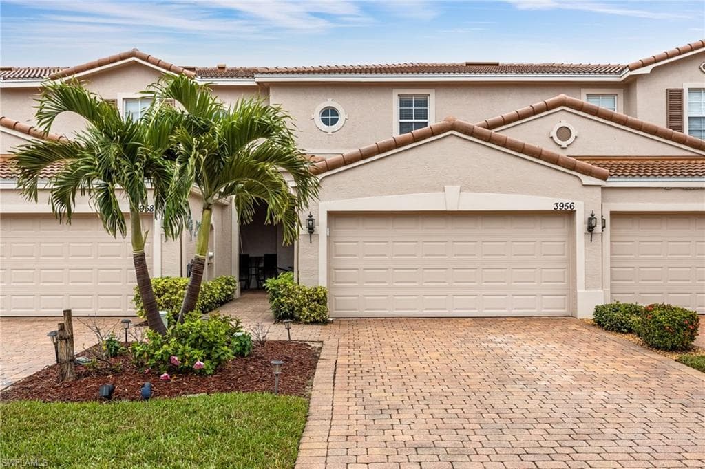 3956 Cherrybrook LOOP FORT MYERS, FL 33966