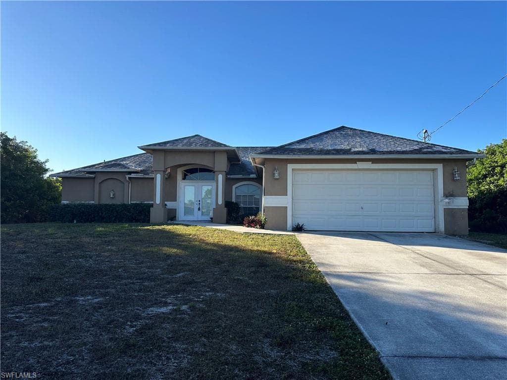 3015 40th ST SW LEHIGH ACRES, FL 33976