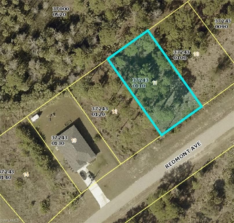 1907 Redmont AVE LEHIGH ACRES, FL 33972