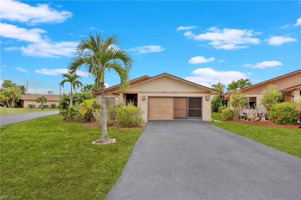 6511 Royal Woods DR FORT MYERS, FL 33908