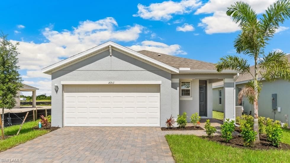 2698 SOFT CORAL WAY NORTH FORT MYERS, FL 33903