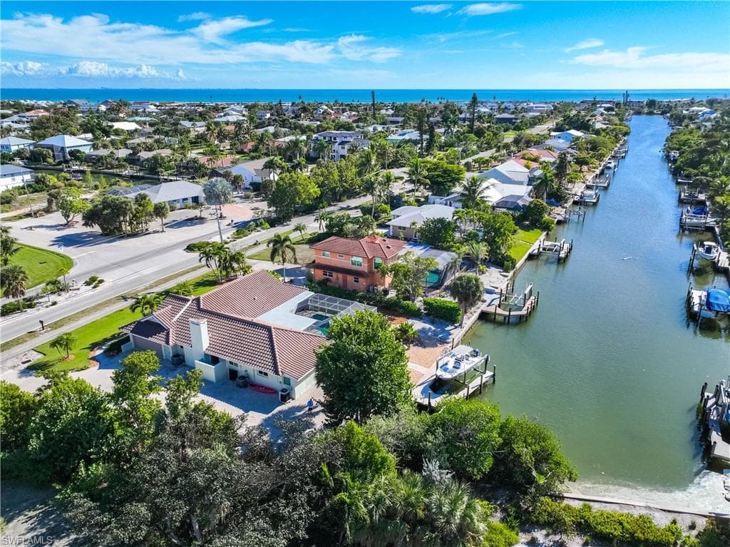 1019 Lindgren BLVD SANIBEL, FL 33957