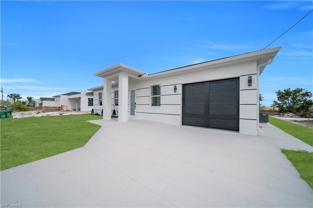337 Rawlings AVE LEHIGH ACRES, FL 33974
