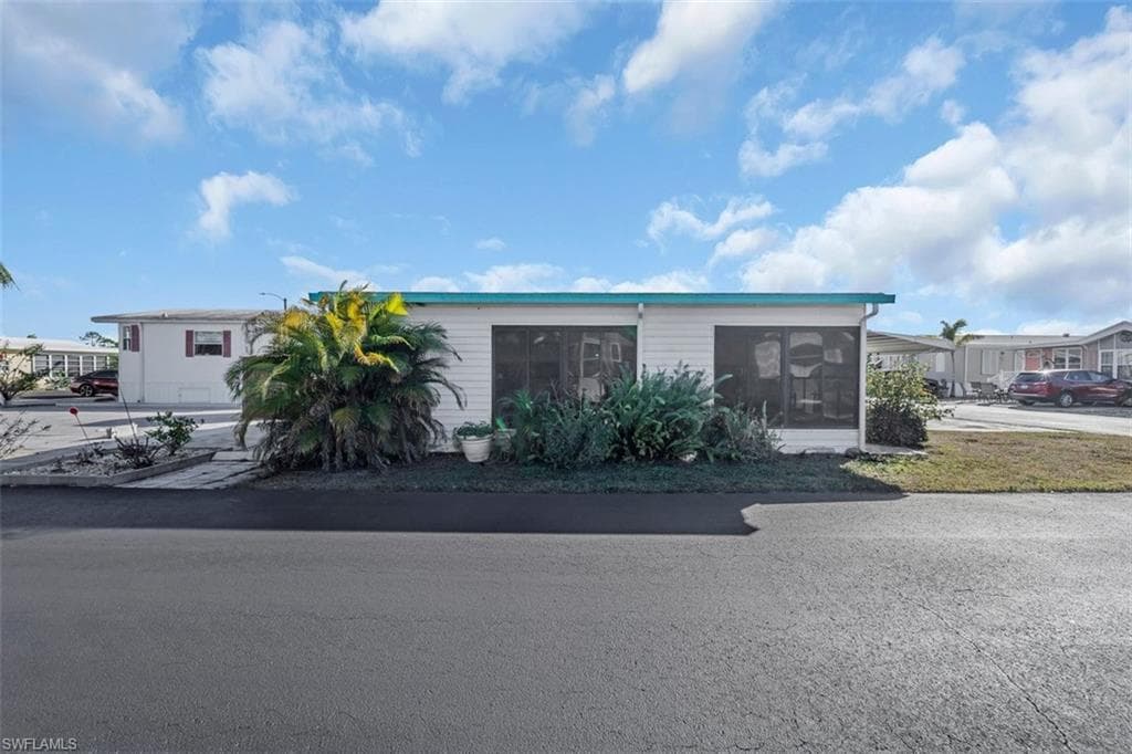 134 Amble DR NORTH FORT MYERS, FL 33903