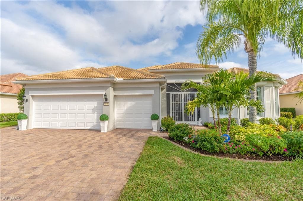 8631 Palermo CT NAPLES, FL 34114
