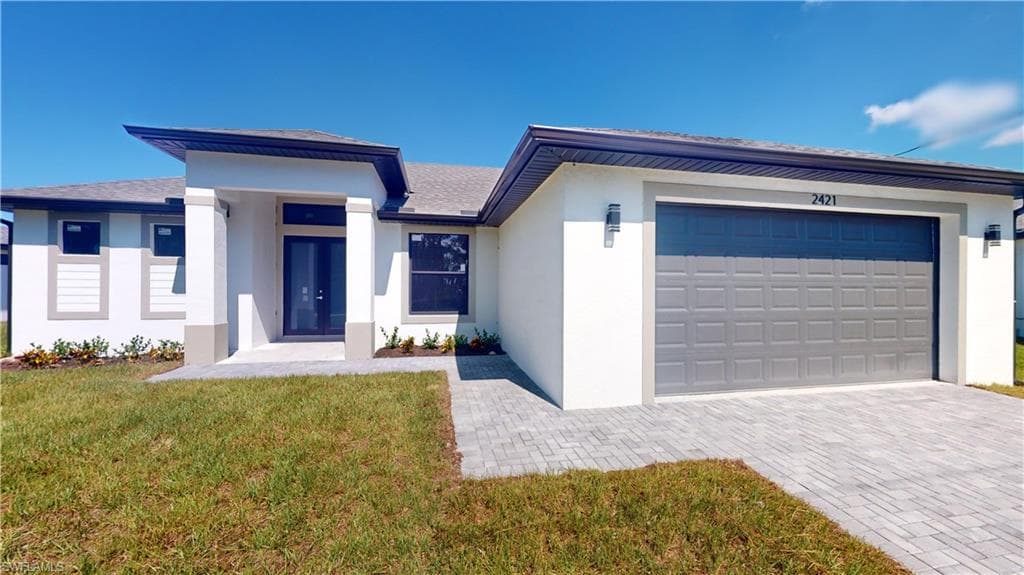 2421 24th ST CAPE CORAL, FL 33993
