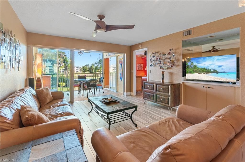 20121 Ian CT 209 ESTERO, FL 33928