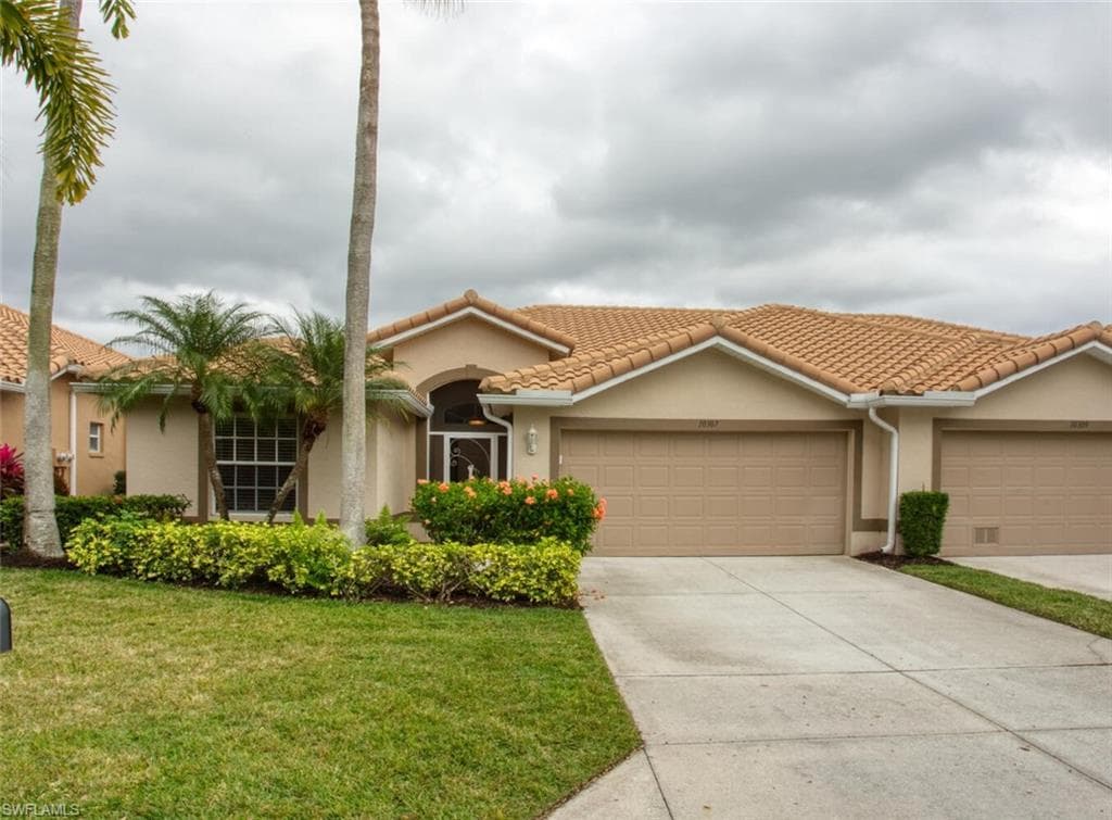 10307 White Palm WAY FORT MYERS, FL 33966