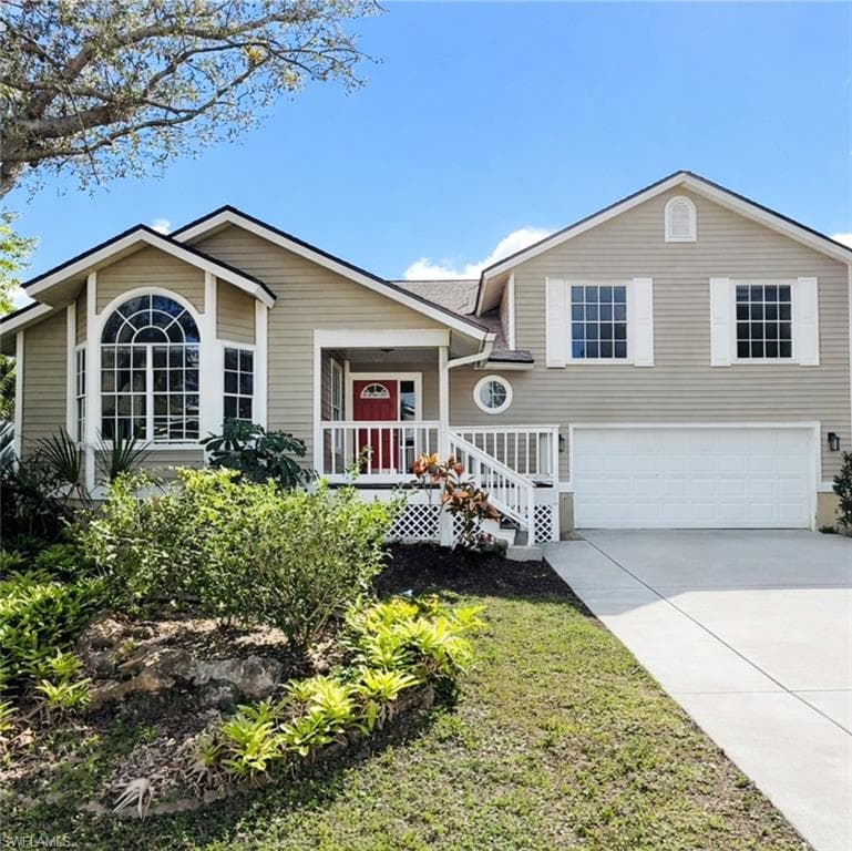 10590 Landau LN BONITA SPRINGS, FL 34135