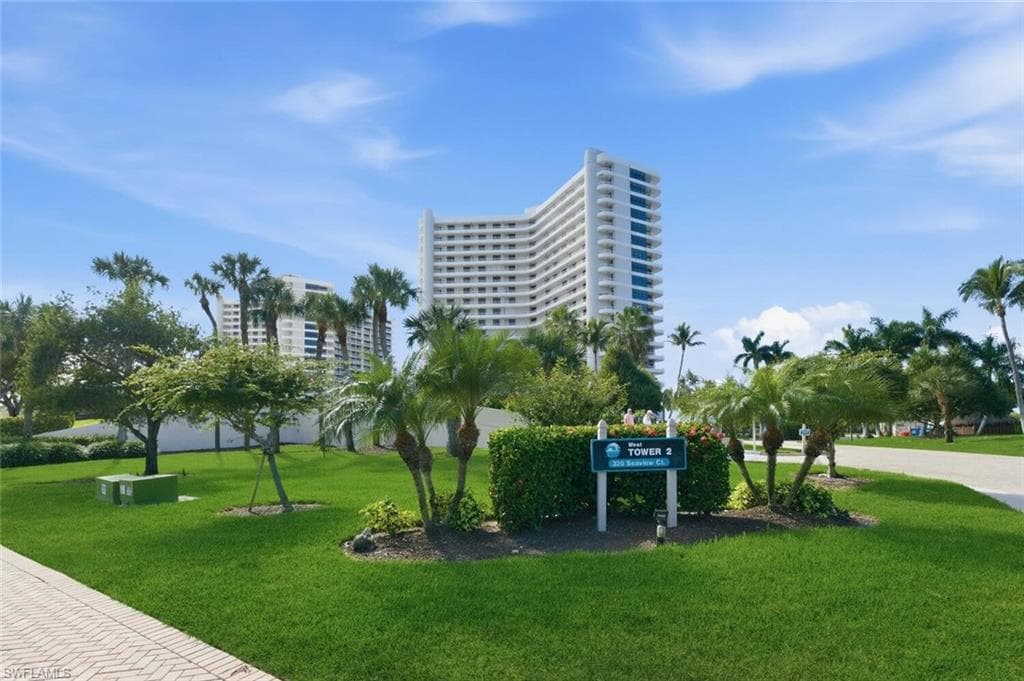 320 Seaview CT 610 MARCO ISLAND, FL 34145