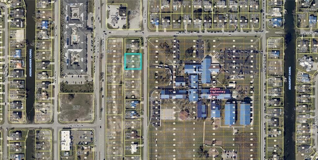 1910 SW 7th PL CAPE CORAL, FL 33991
