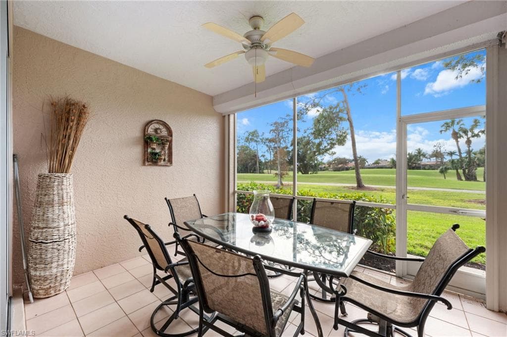 8015 Tiger CV 204 NAPLES, FL 34113