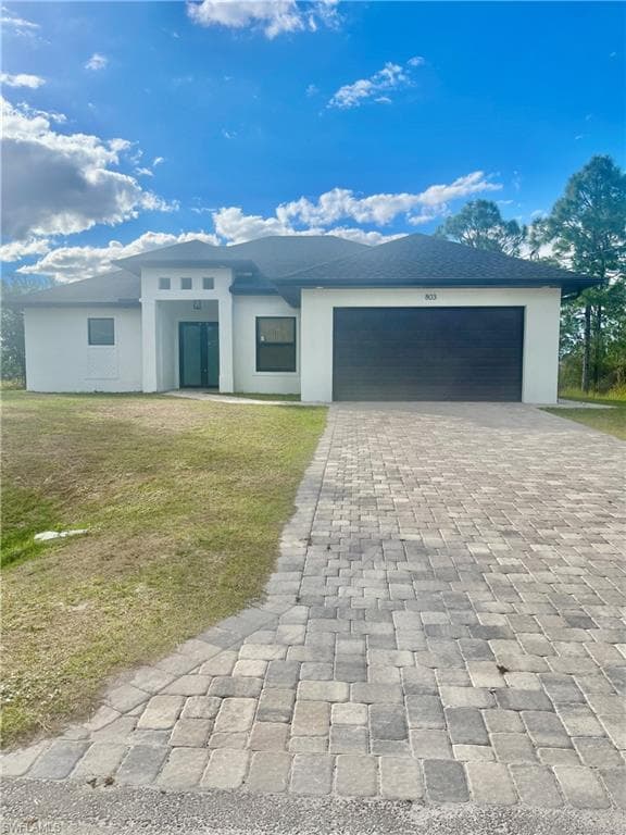 803 Wagner AVE LEHIGH ACRES, FL 33972