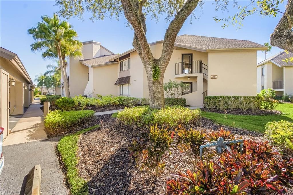 15101 Bagpipe WAY 203 FORT MYERS, FL 33912