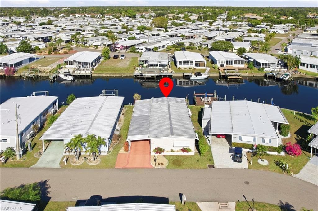 5523 Sir Walter WAY NORTH FORT MYERS, FL 33917