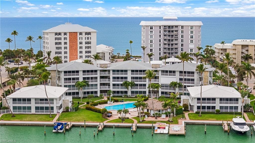 2800 Gulf Shore BLVD N 100 NAPLES, FL 34103