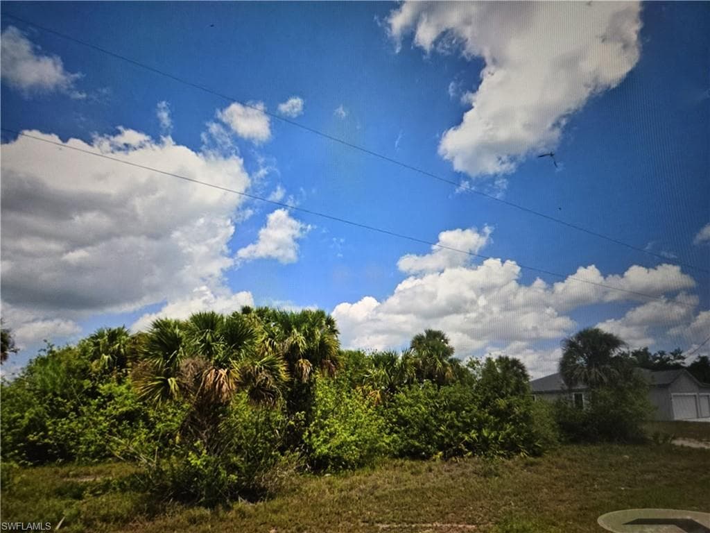 8047 Sherwood CIR LABELLE, FL 33935